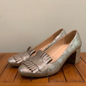 CL by Laundry Shiny leather heels